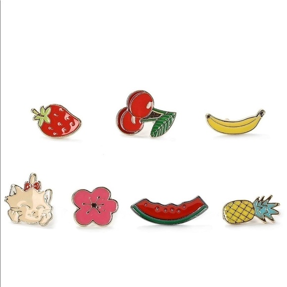 Cute Cartoon Brooch Pins Great for Backpacks Jeans - Picture 1 of 7